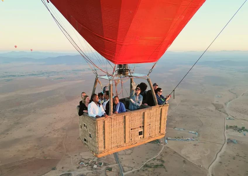 Hot air balloon